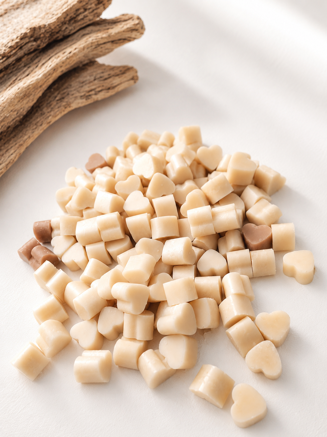 Adoria Wax Hearts-Velvet Wood